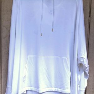 White 4X hooded shirt with front pocket